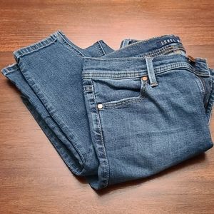 Level 99 Skinny Jeans size 28